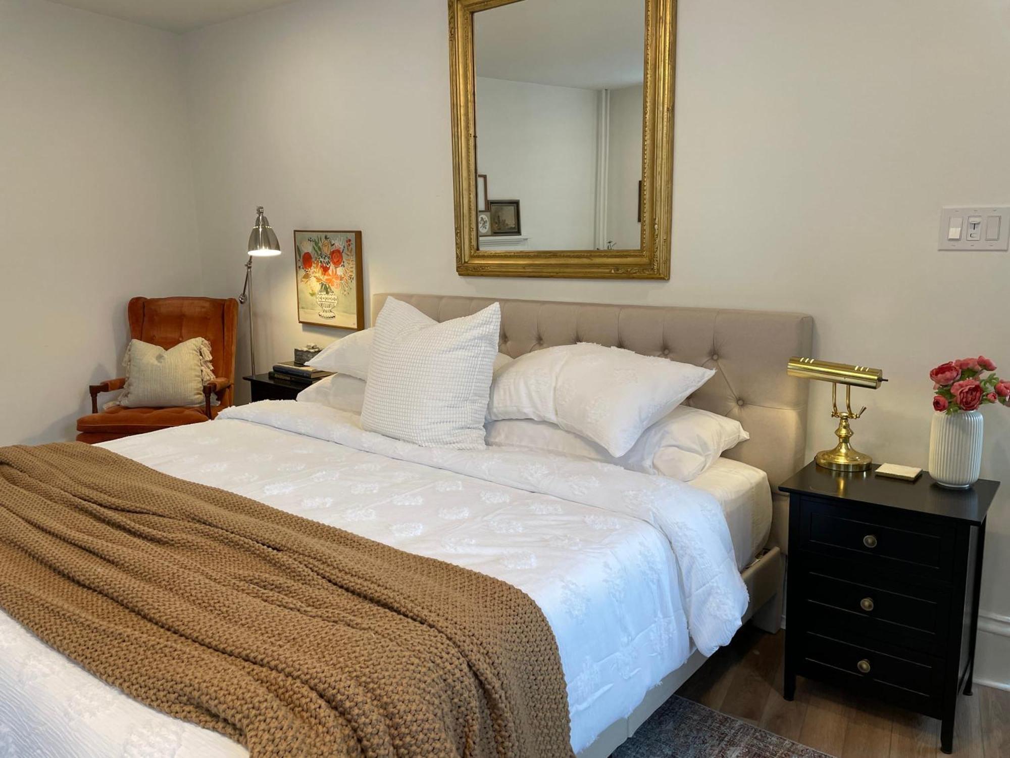 Charming Hillside Retreat In The Heart Of Manayunk *